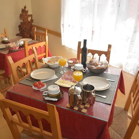 Julieta Gæstehus Lloret de Mar