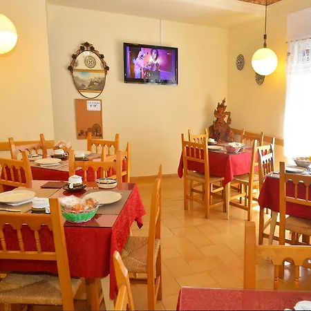 Julieta Gæstehus Lloret de Mar