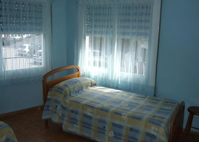 Julieta Льорет-де-Мар