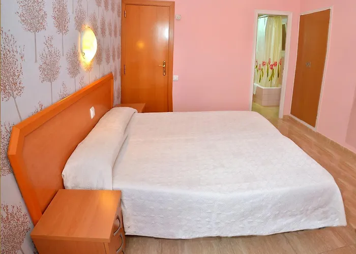 Guest house Julieta Lloret de Mar