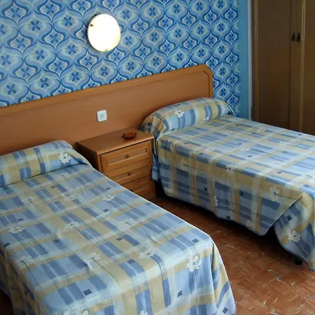 Casa de hóspedes Julieta 2*