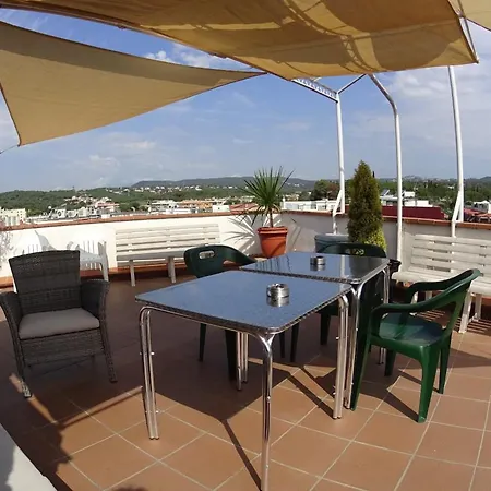 Casa de hóspedes Julieta 2*